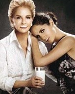 Carolina Herrera with Carolina Herrera de Báez — Spanish mother-and-daughter source image